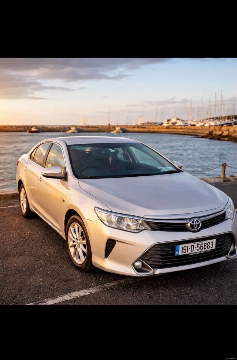 Toyota Camry Hybrid 2015 – Low Mileage - Image 2