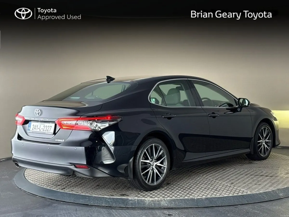 Toyota Camry PLATINUM EDITION 4 - Image 2