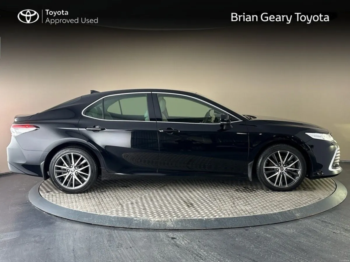 Toyota Camry PLATINUM EDITION 4 - Image 3