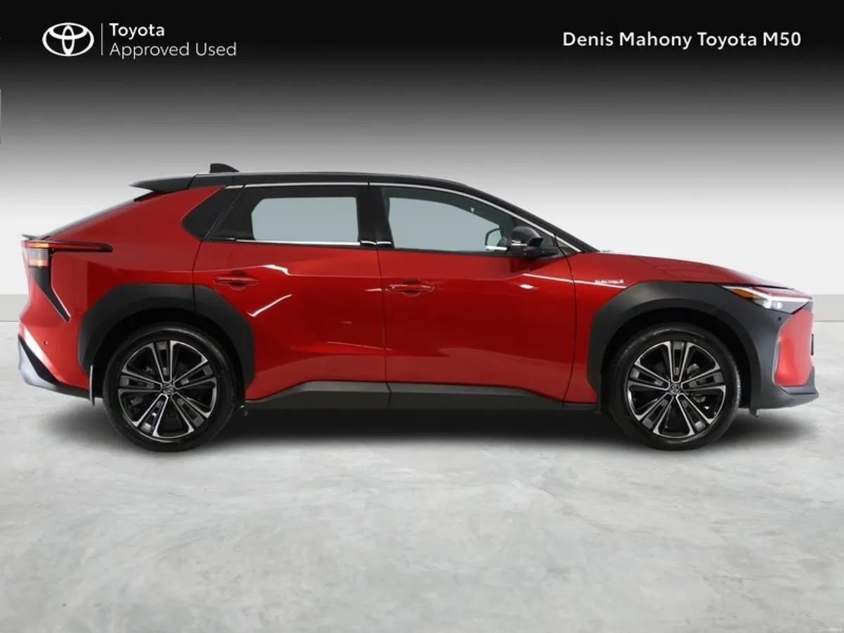 Toyota bZ4X Premier Electric - Image 3