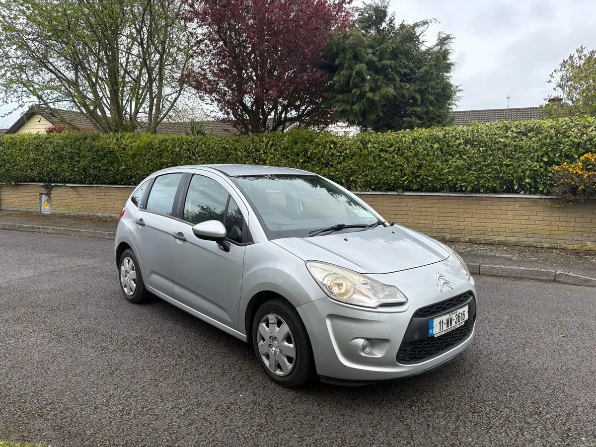 2011 Citroen c 3 1.1 petrol nct 09/26 tax 05/26 - Image 1