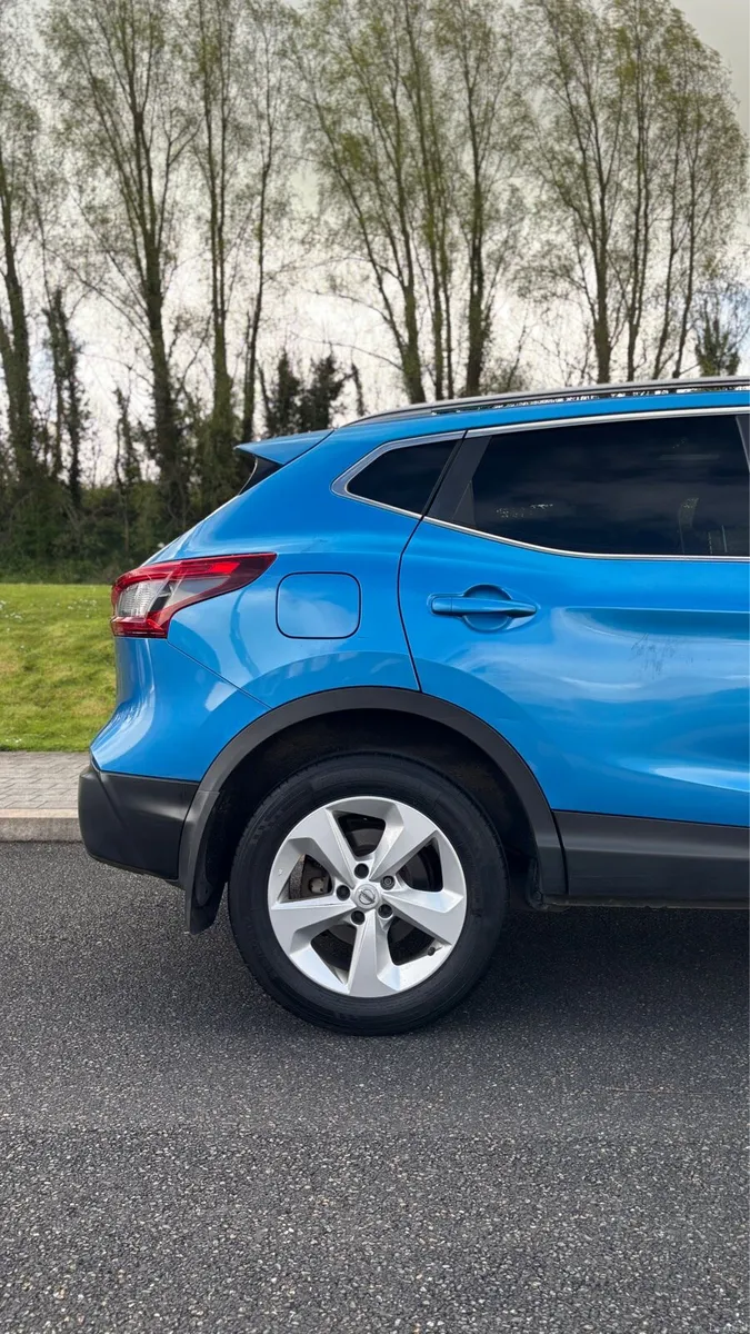 2019 (191) Nissan Quashqai SV (FSH) (Sunroof) - Image 3