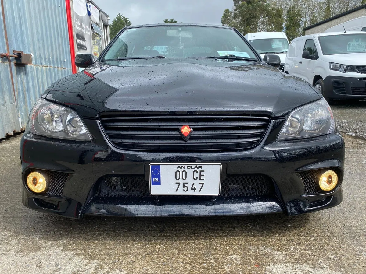 2000 Toyota Altezza **NCT 01-27** - Image 3