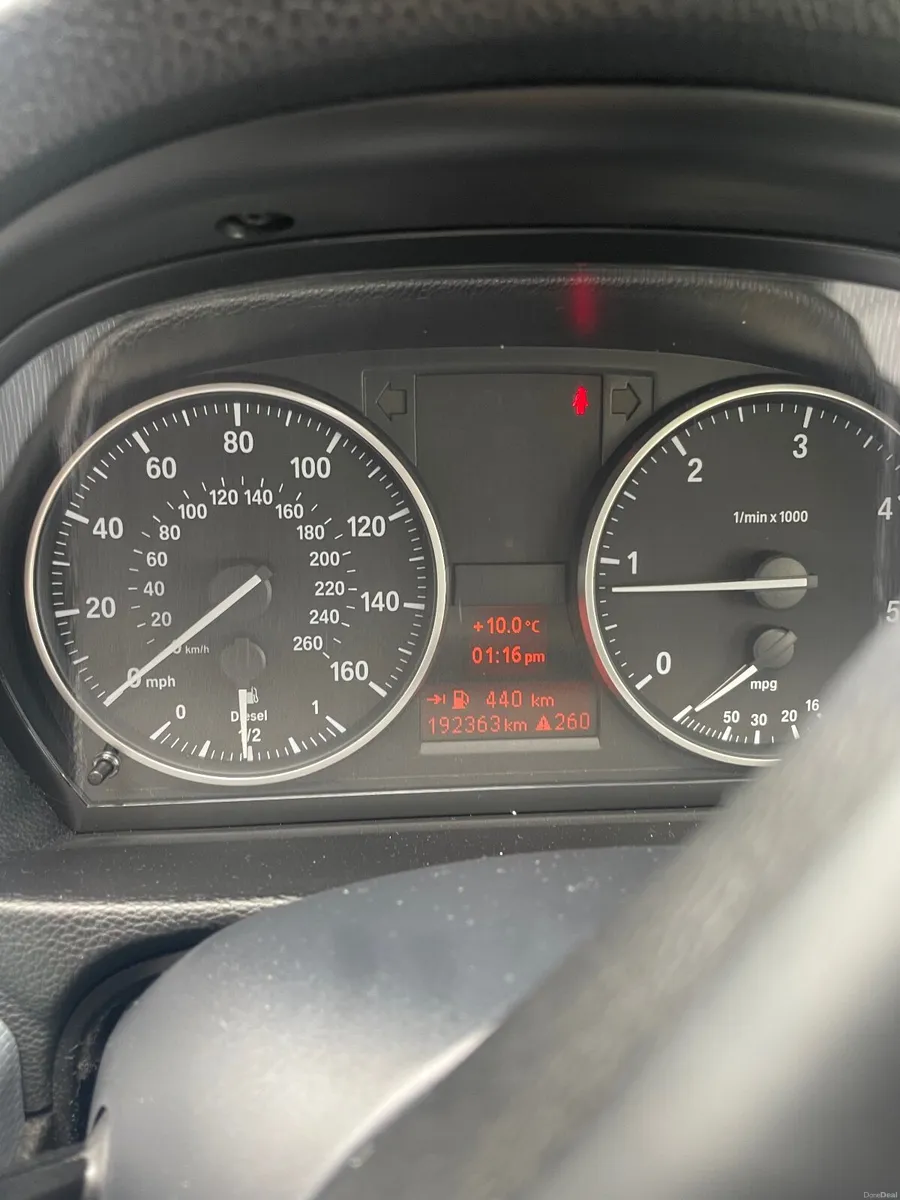 BMW 3-Series 2009 - Image 4