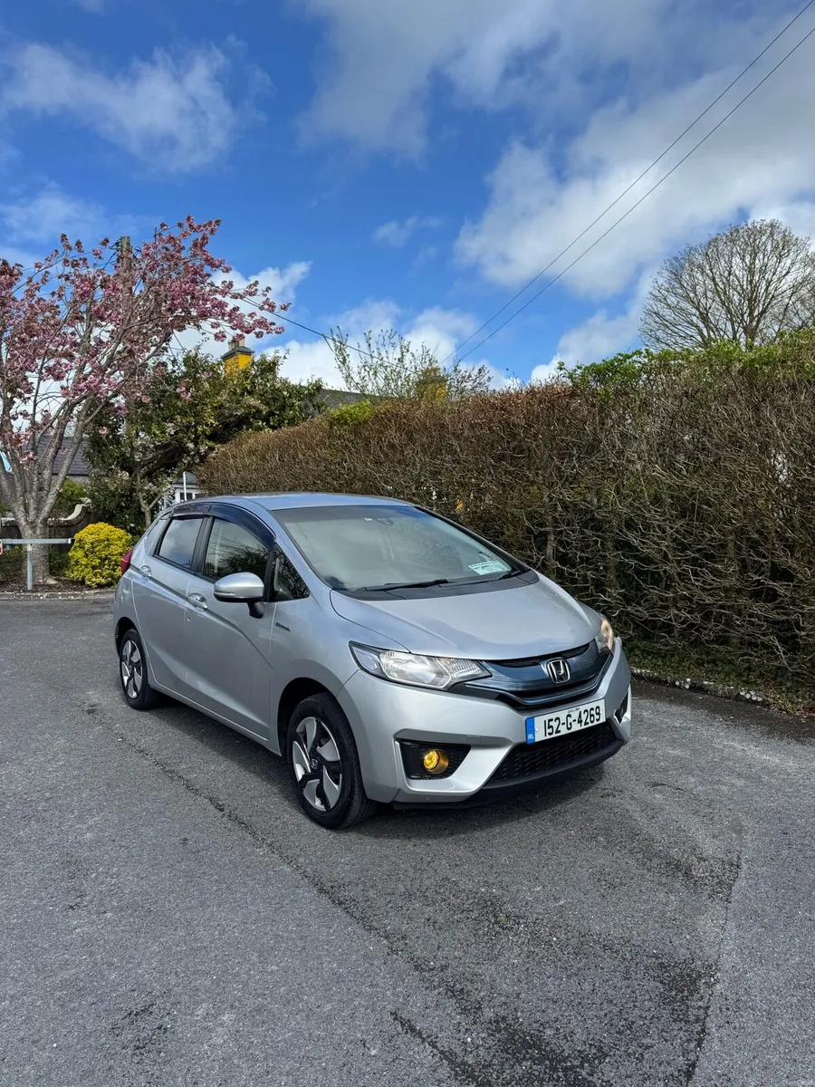 2015 Honda Fit 4WD Auto Hybrid - Image 1