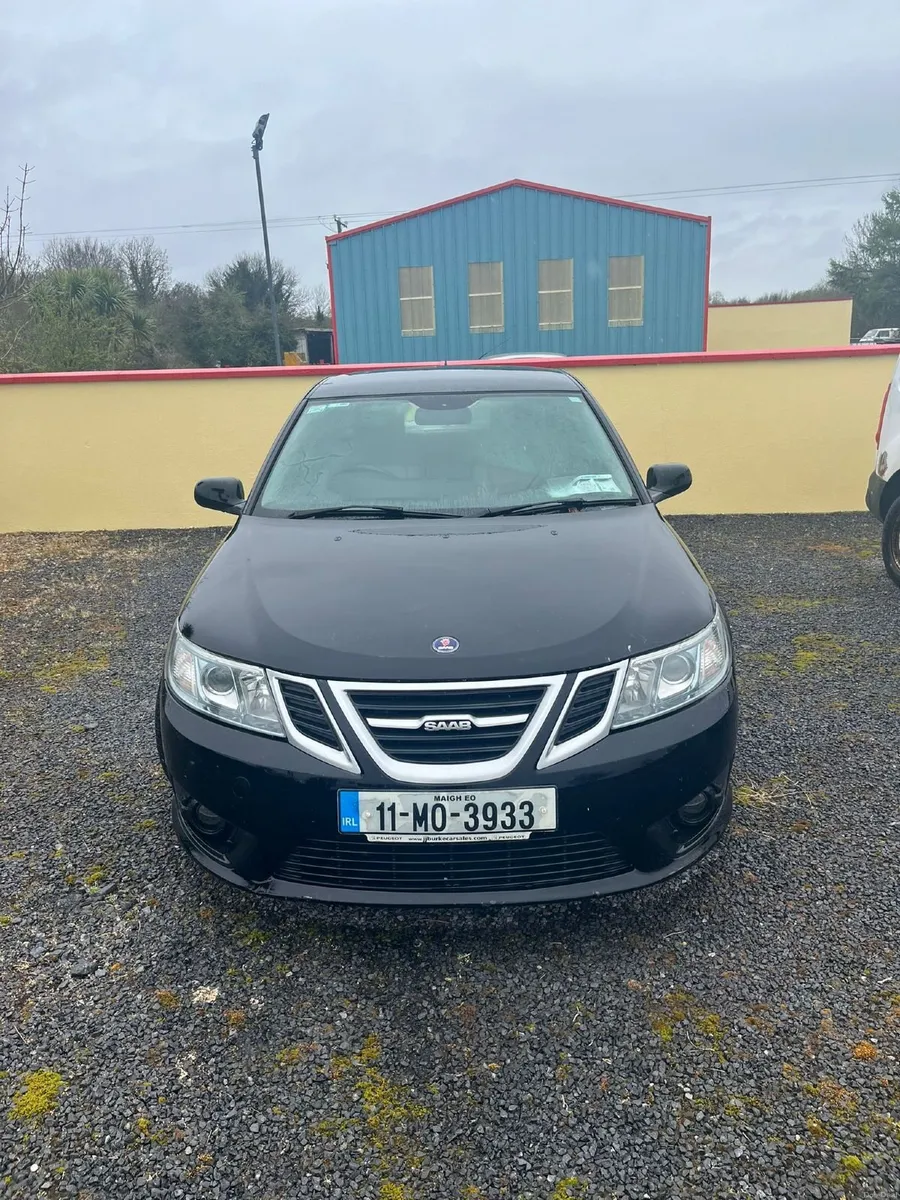 Saab 9-3 2011 - Image 2
