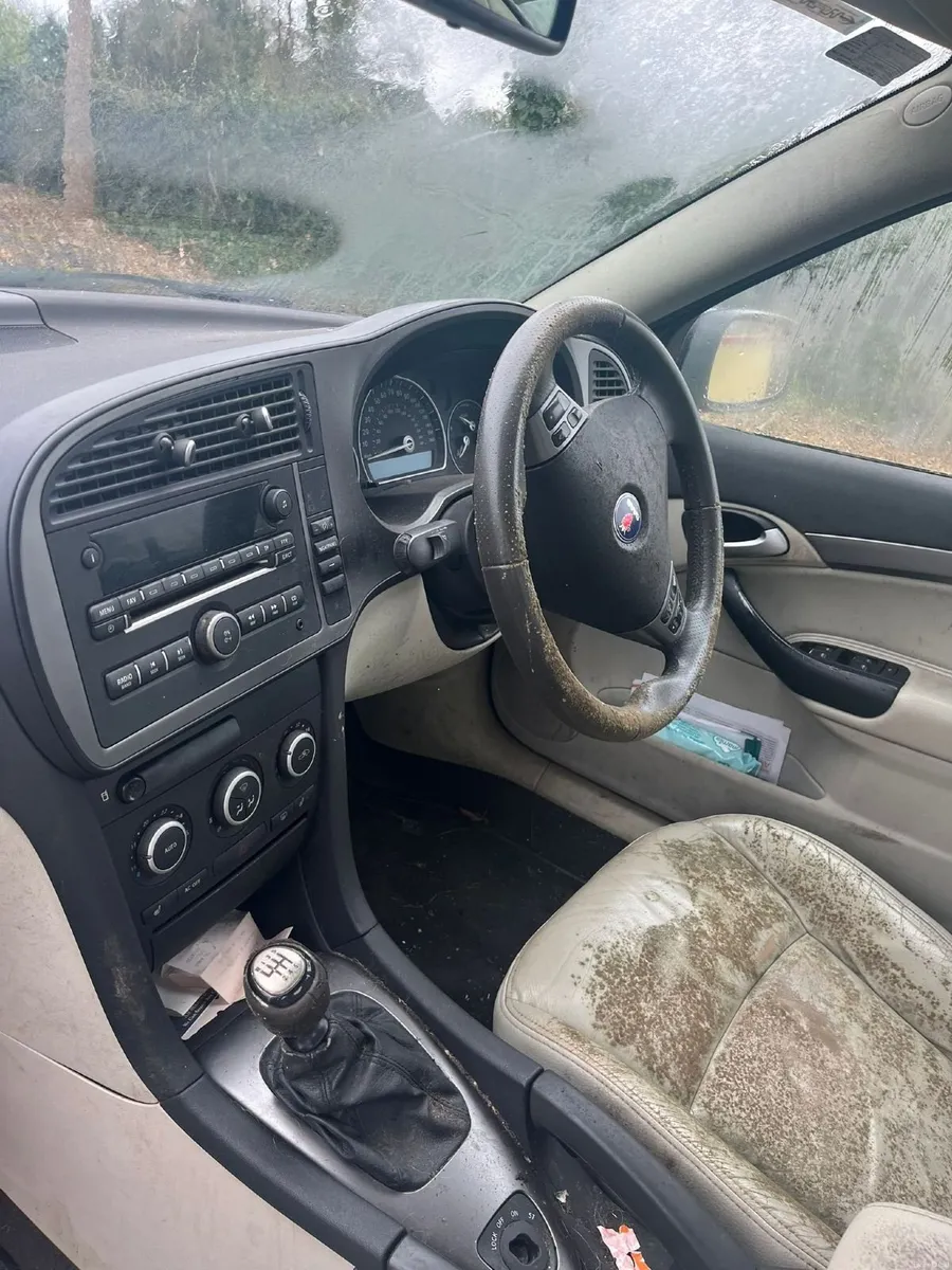 Saab 9-3 2011 - Image 4