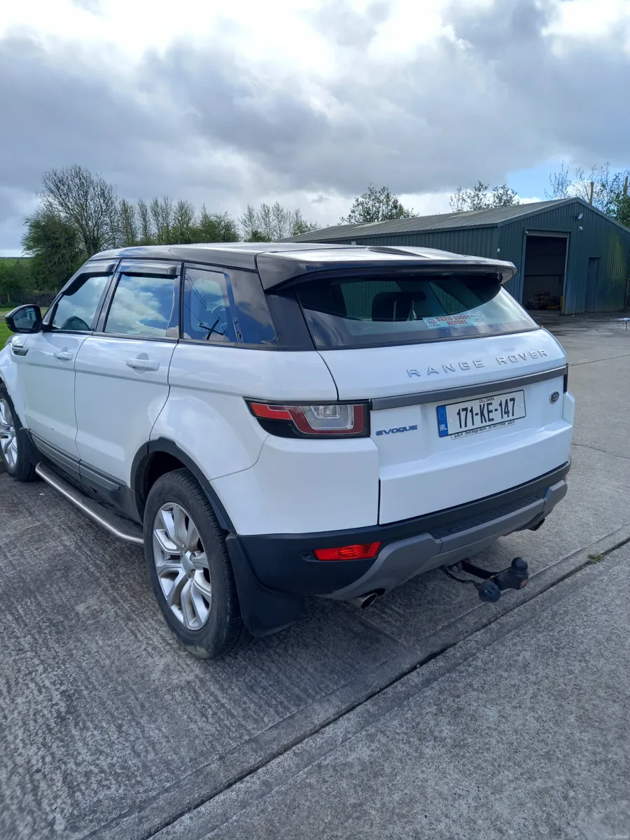 2017 Land Rover Range Rover Evoque 2L Diesel - Image 2
