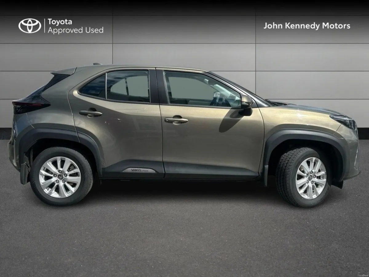 Toyota Yaris Cross LUNA - Image 3