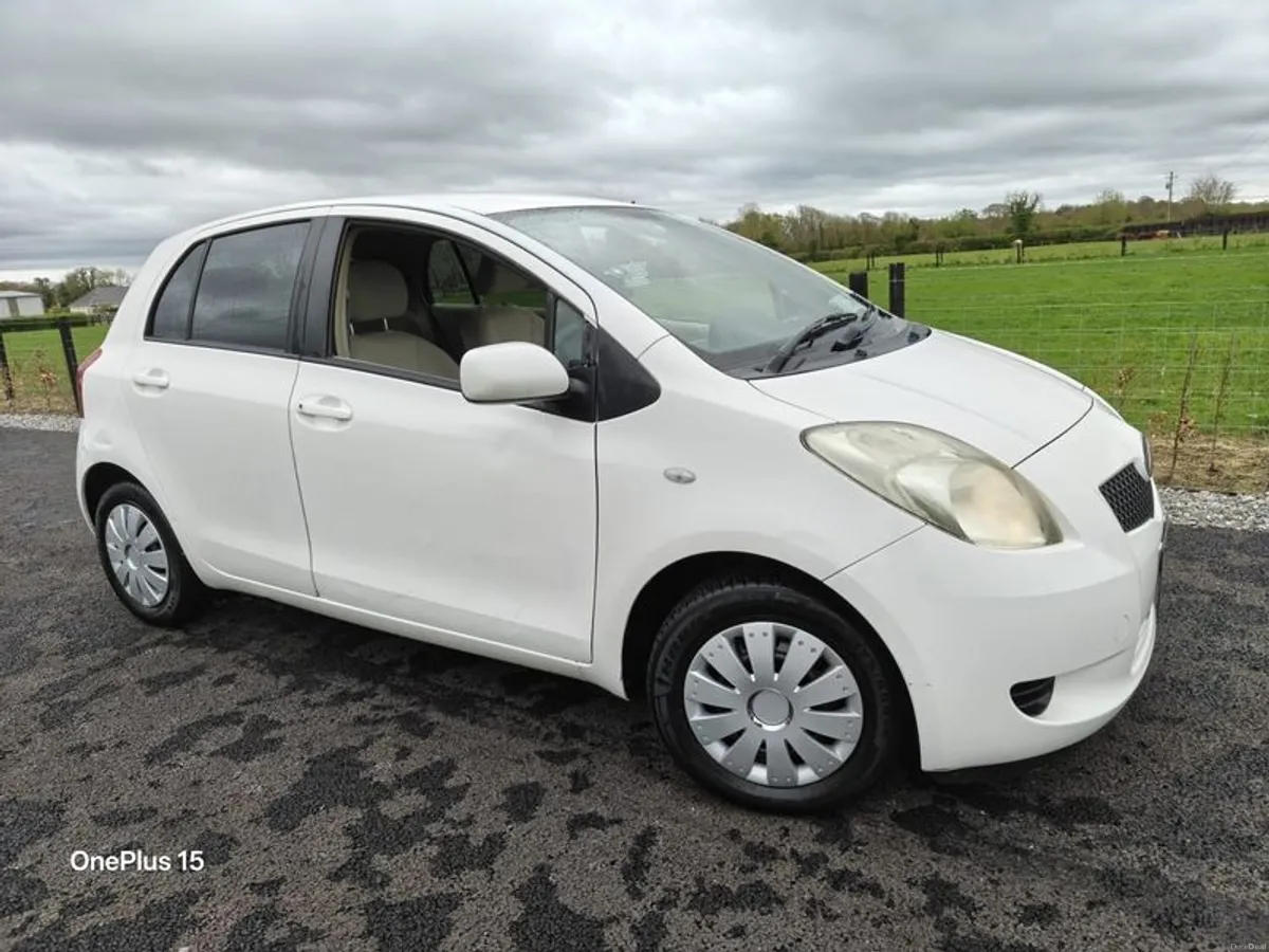 06 Vitz/Yaris AUTO (Tax 09/26 NCT 10/26) Low KMs - Image 2