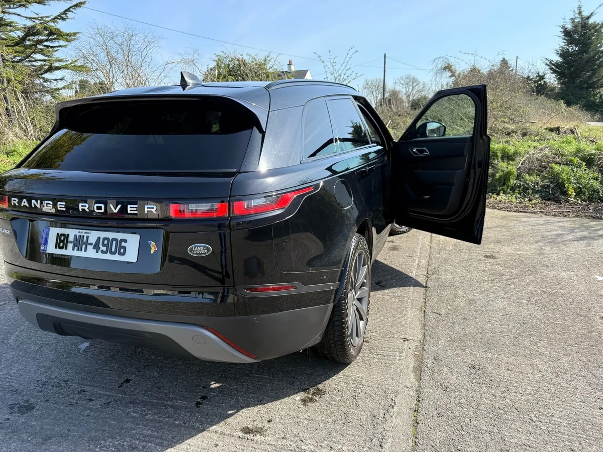 Car - Image 5