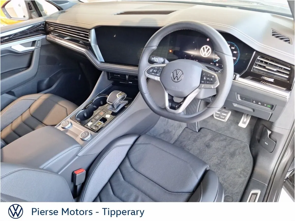Volkswagen Touareg R-LINE 3.0TDI 4M 231BHP - Image 3