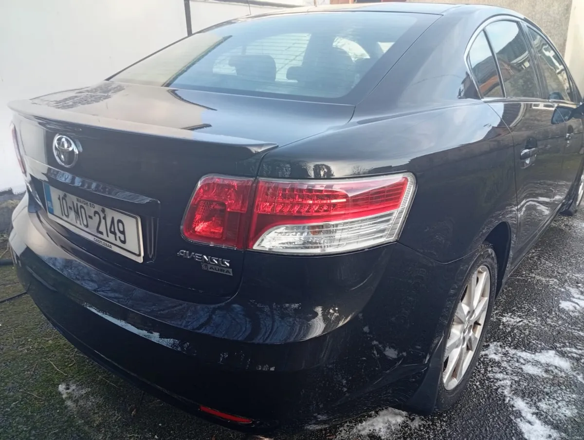 Toyota advensis - Image 2