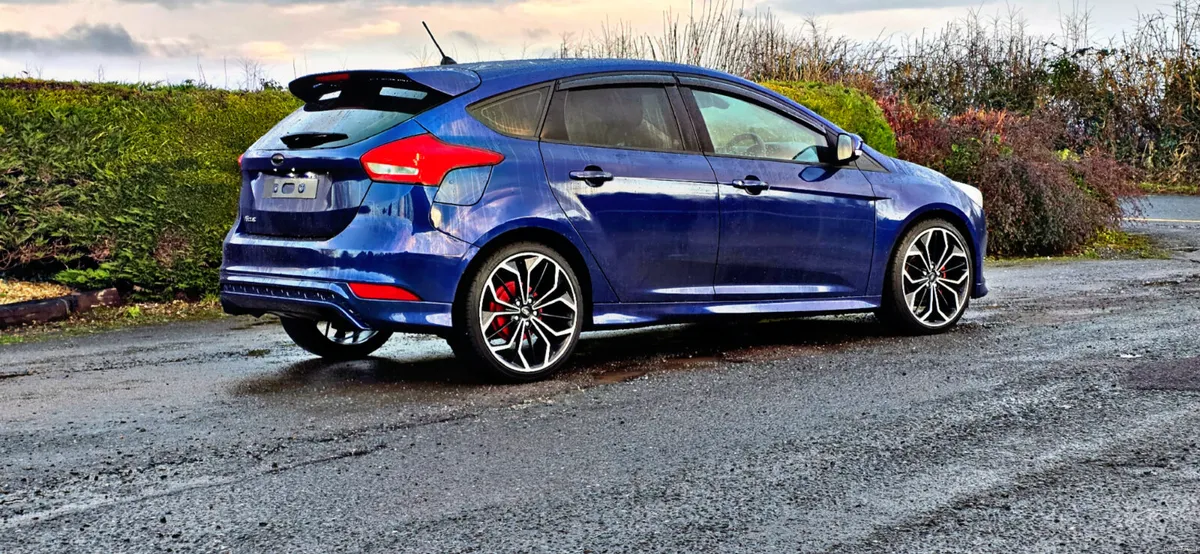 Ford Focus 172 St Line - Image 5