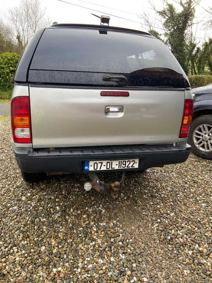 Toyota Hilux 2007 - Image 3