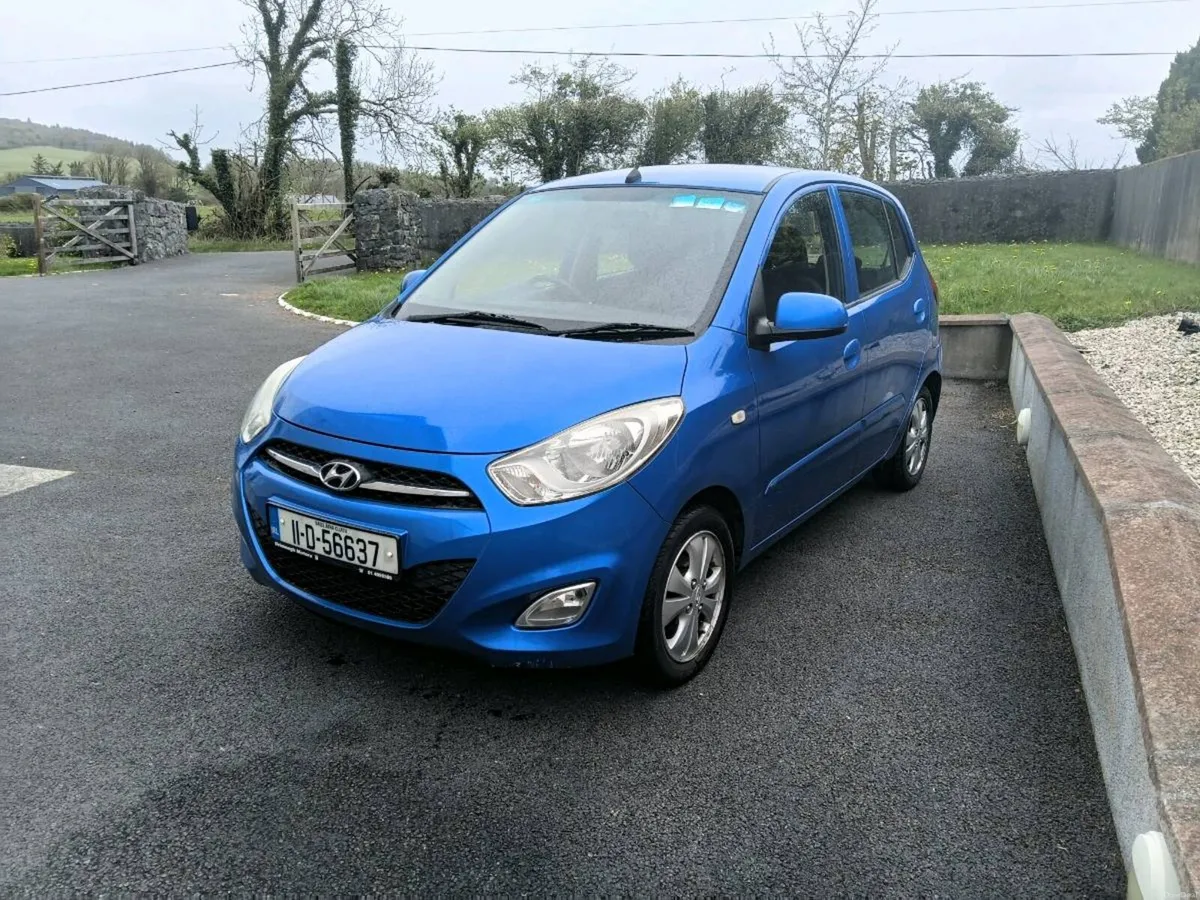 Hyundai i10 1.2 petrol Manual - Image 2