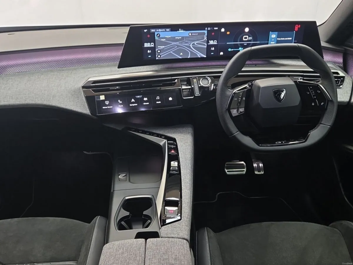 Peugeot 5008 E-5008 GT 73kWh EV *Delivery Kms - Image 4