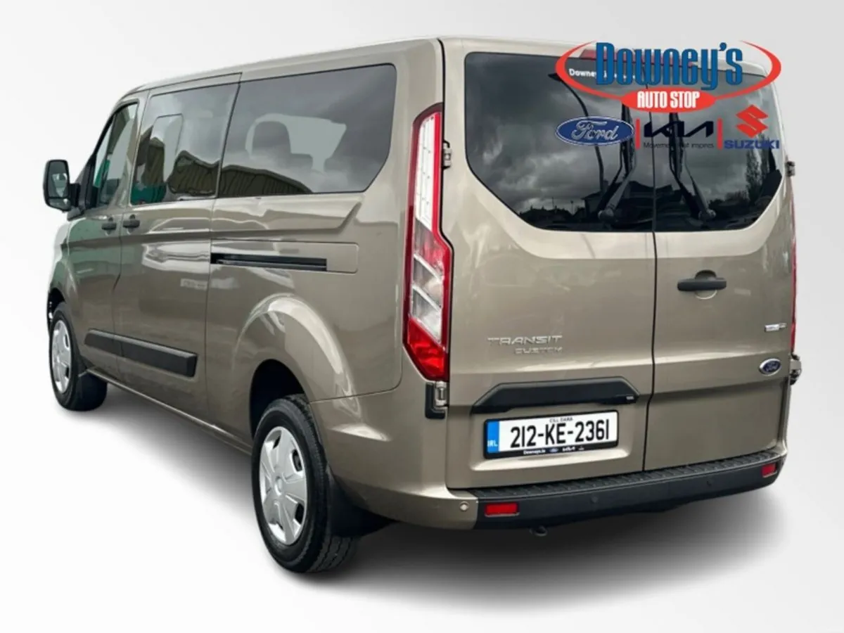 Ford Transit Custom 2.0 TD KOMBI 9-SEATER - Image 3