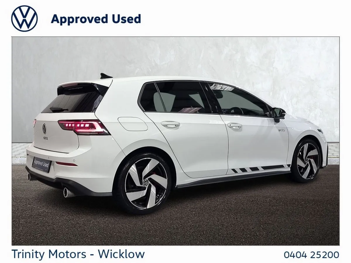 Volkswagen Golf  ** GTI ** NEW MODEL ** 265 BHP DS - Image 3