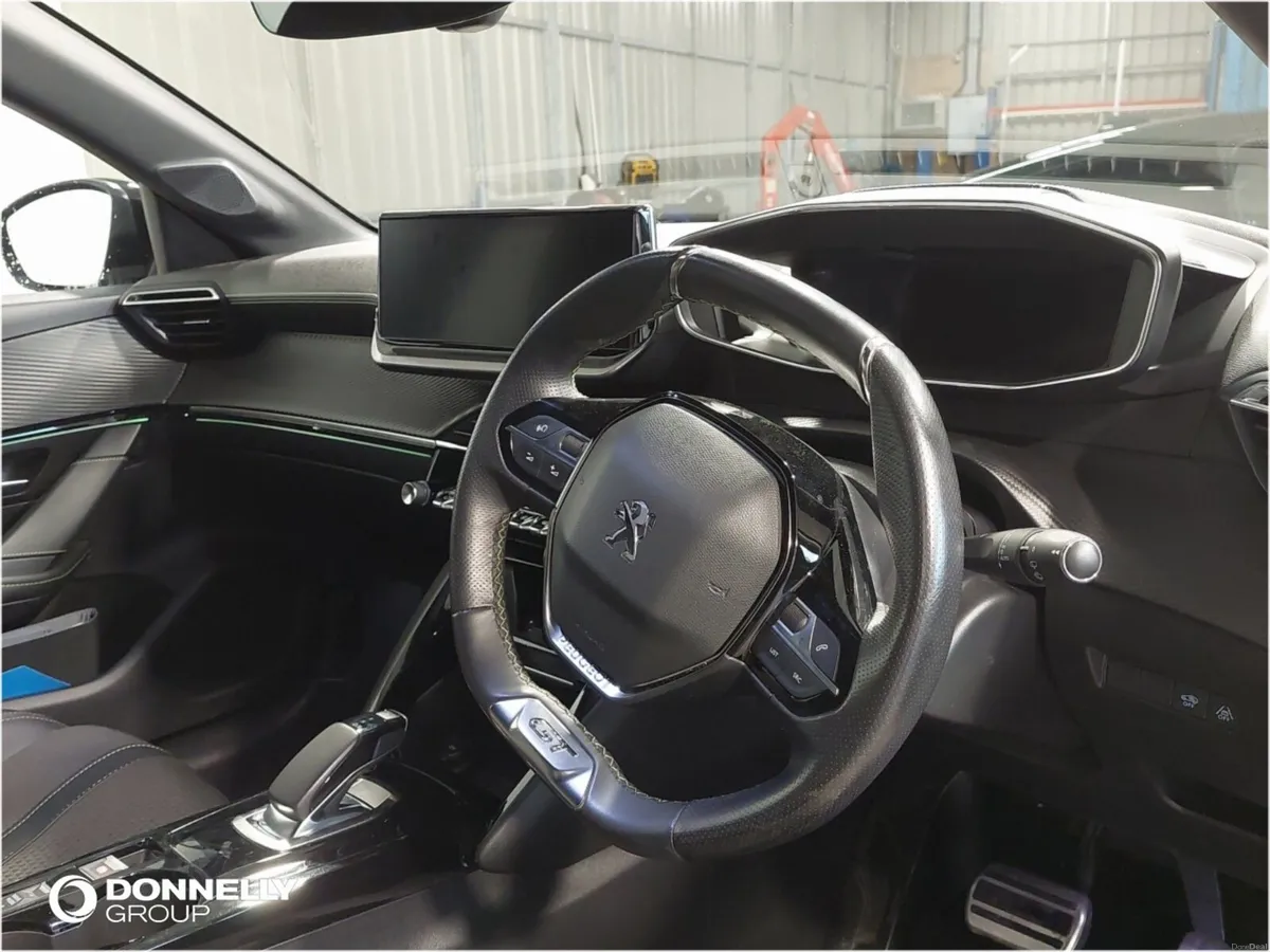 Peugeot 208 E- Electric Hatchback GT - Image 4