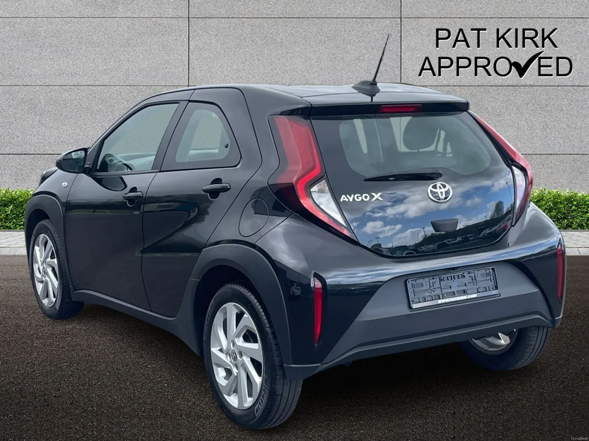 Toyota Aygo X Hatchback Pure - Image 2