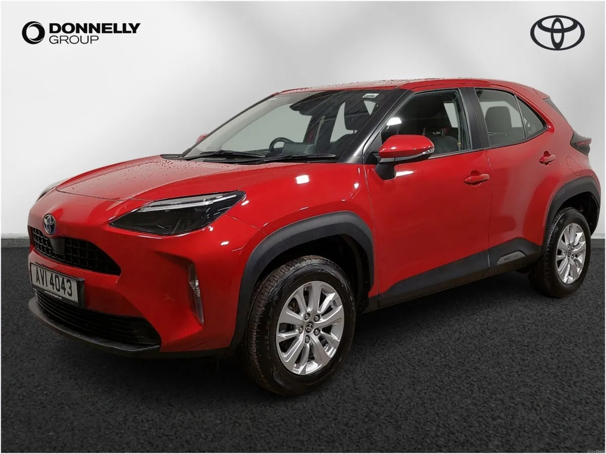 Toyota Yaris Cross Estate Icon - Image 3