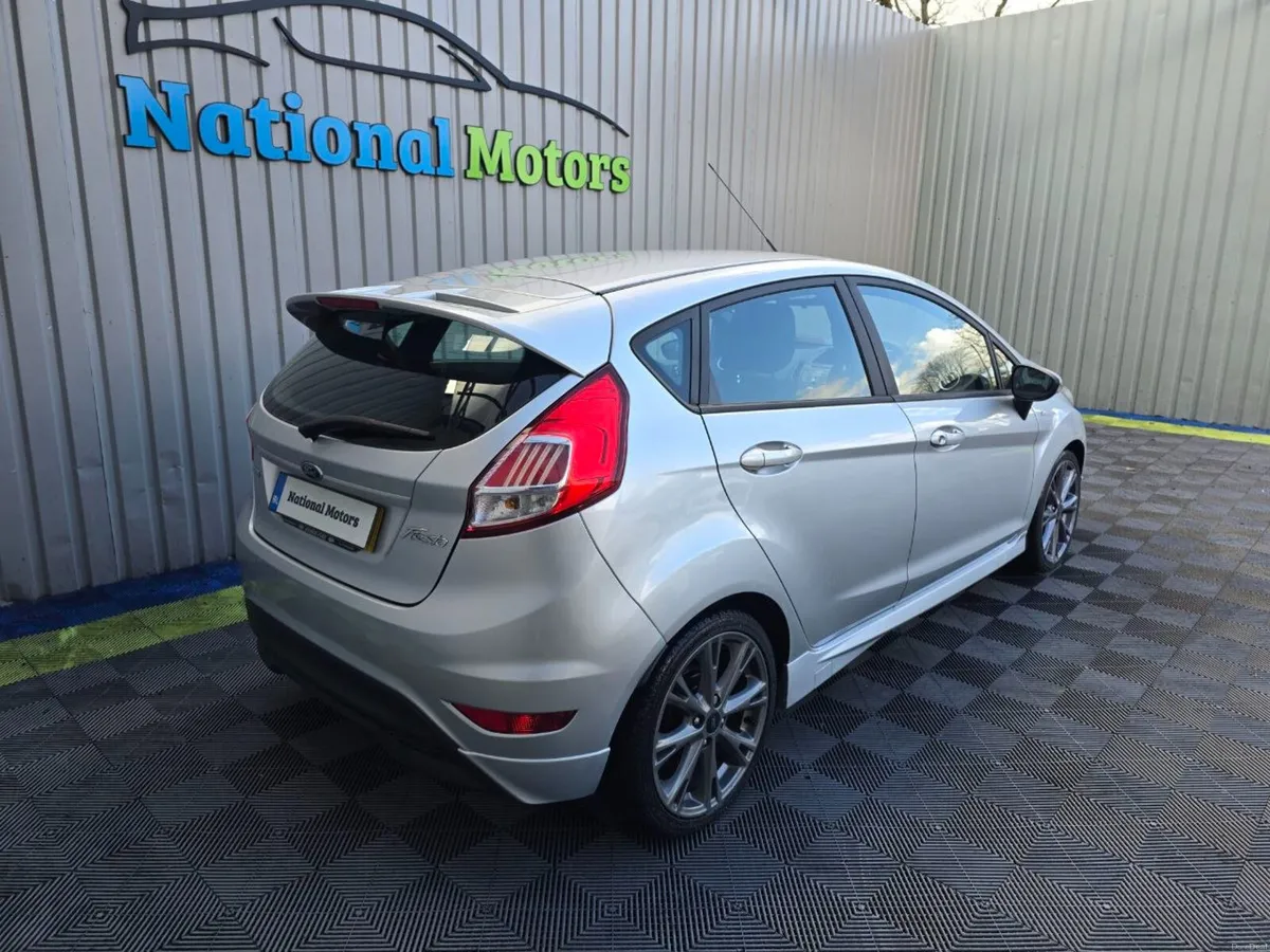 2017 Ford Fiesta ST-LINE 1.0 Petrol - Image 4