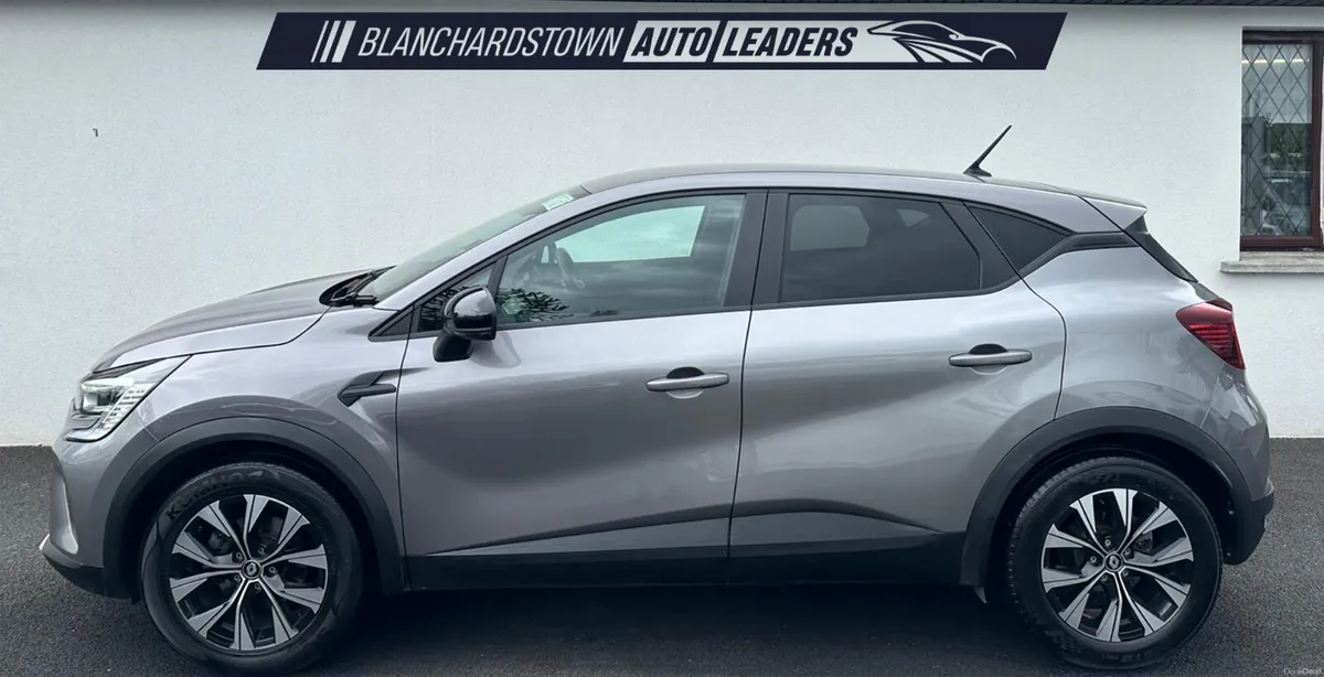 RENAULT CAPTUR 1.6 EVOLUTION E-TECH HYBRID 115 BHP - Image 2