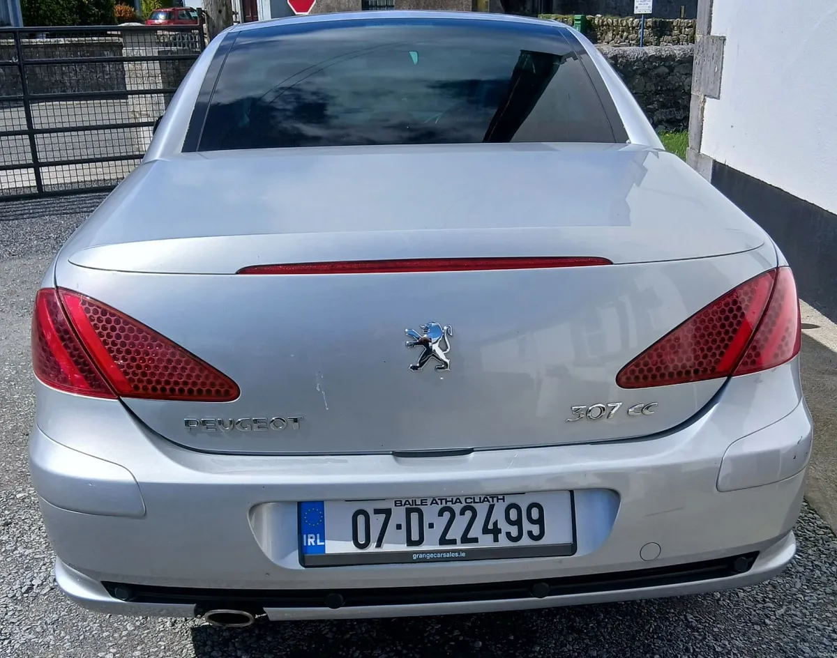 Peugeot 307 cc  2007 convertible - Image 2