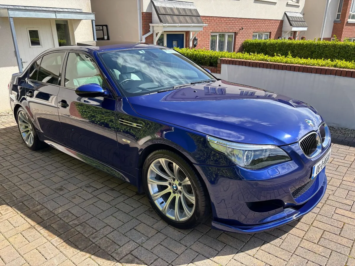 BMW M5 2006 - Image 1