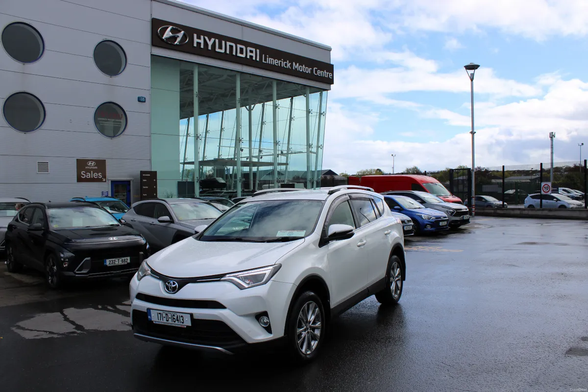 Toyota RAV4 2017 - Image 1