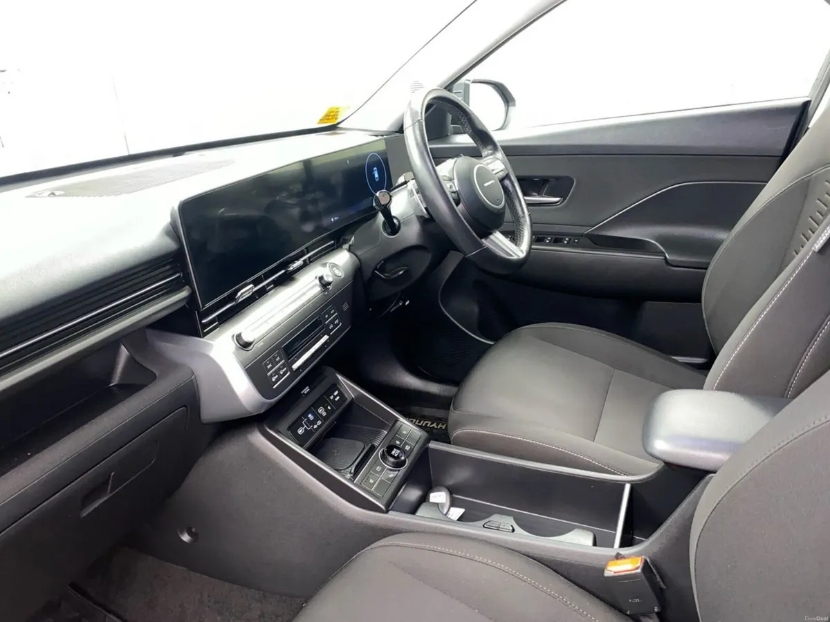 Hyundai KONA Elegance 1.6 Hybrid Auto - Image 3