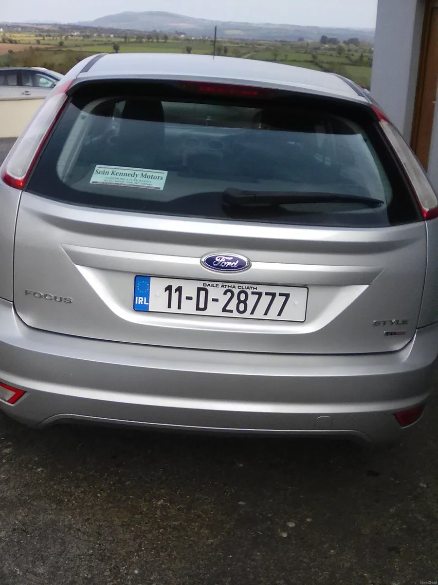 Ford Focus 2011 - Image 4
