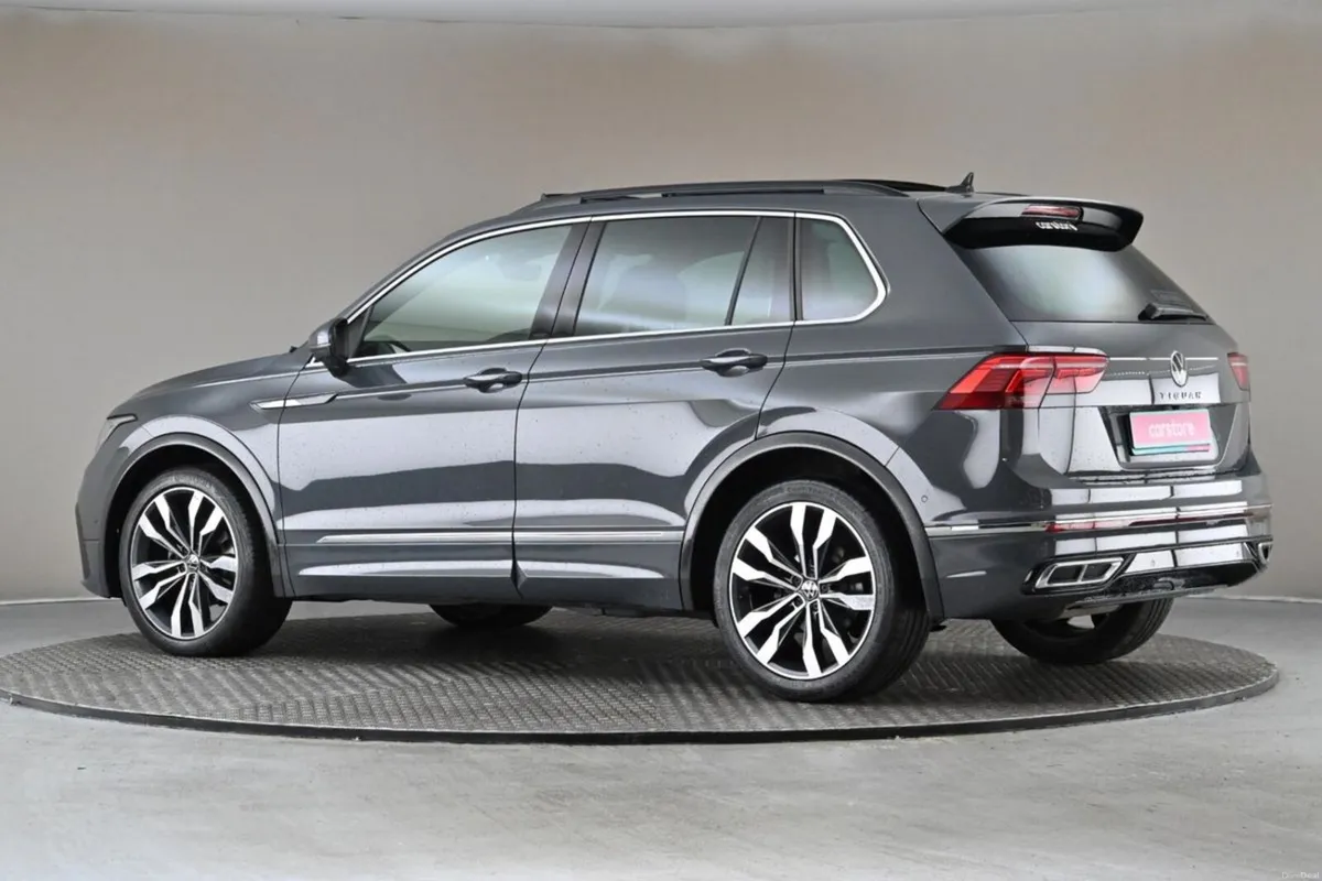 Volkswagen Tiguan 2.0TDI DSG 150BHP R-LINE **EL.PA - Image 6