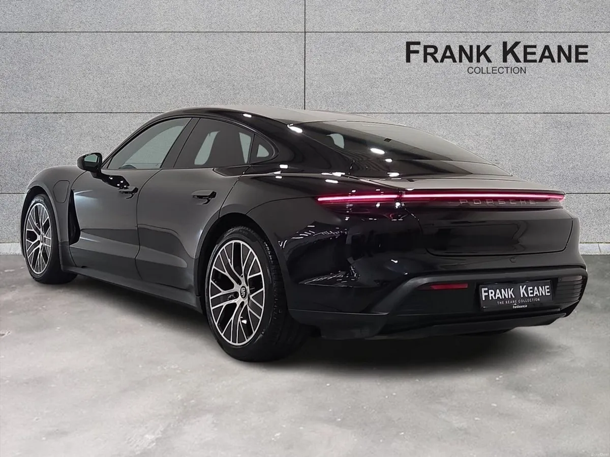 Porsche Taycan Taycan - Image 3