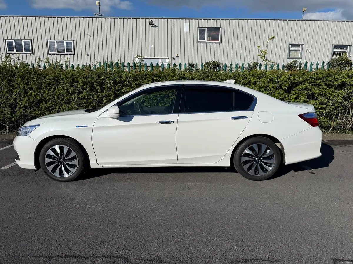Honda Accord 2013 | Low KM - Image 2