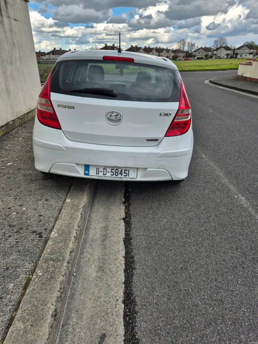 Hyundai i30 - Image 2