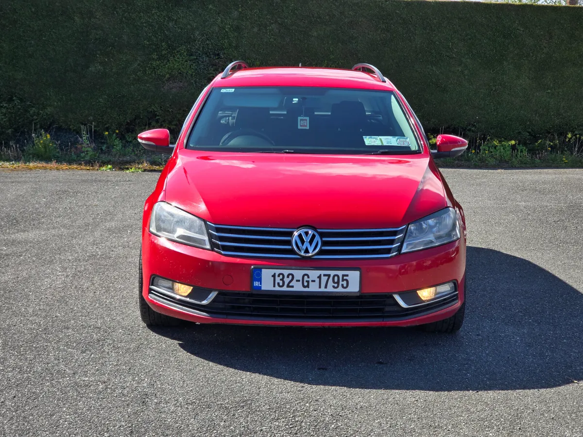 Volkswagen Passat Estate - Image 2