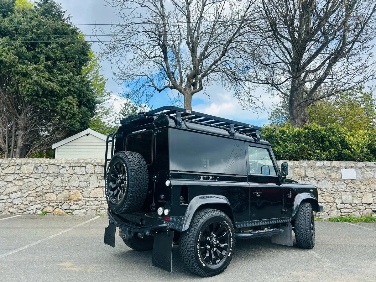 Land Rover Defender 90 - Urban Truck - Low mileage - Image 3