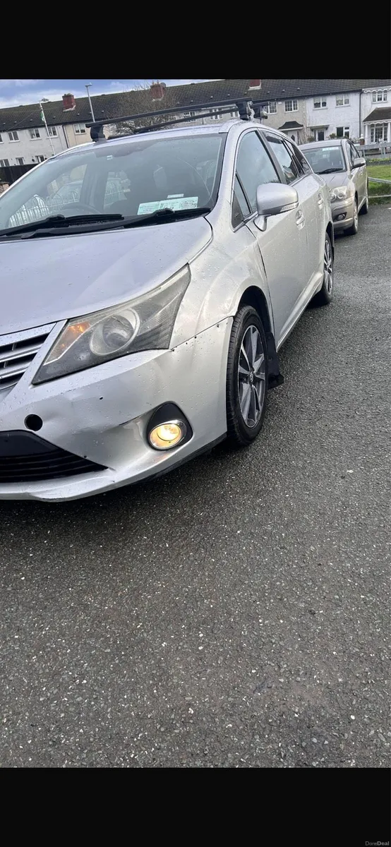 Toyota avensis 2012 breaking - Image 2