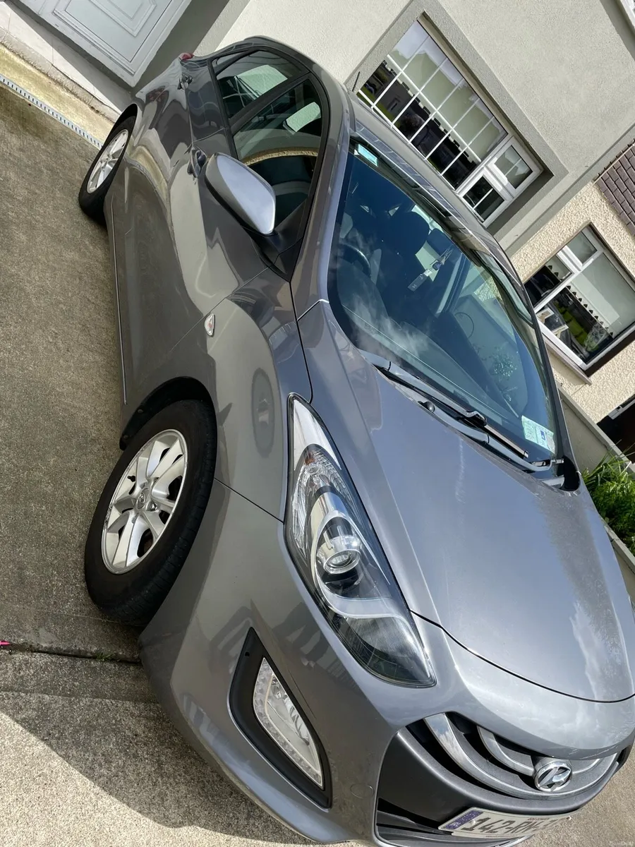 Hyundai i30 - Image 2