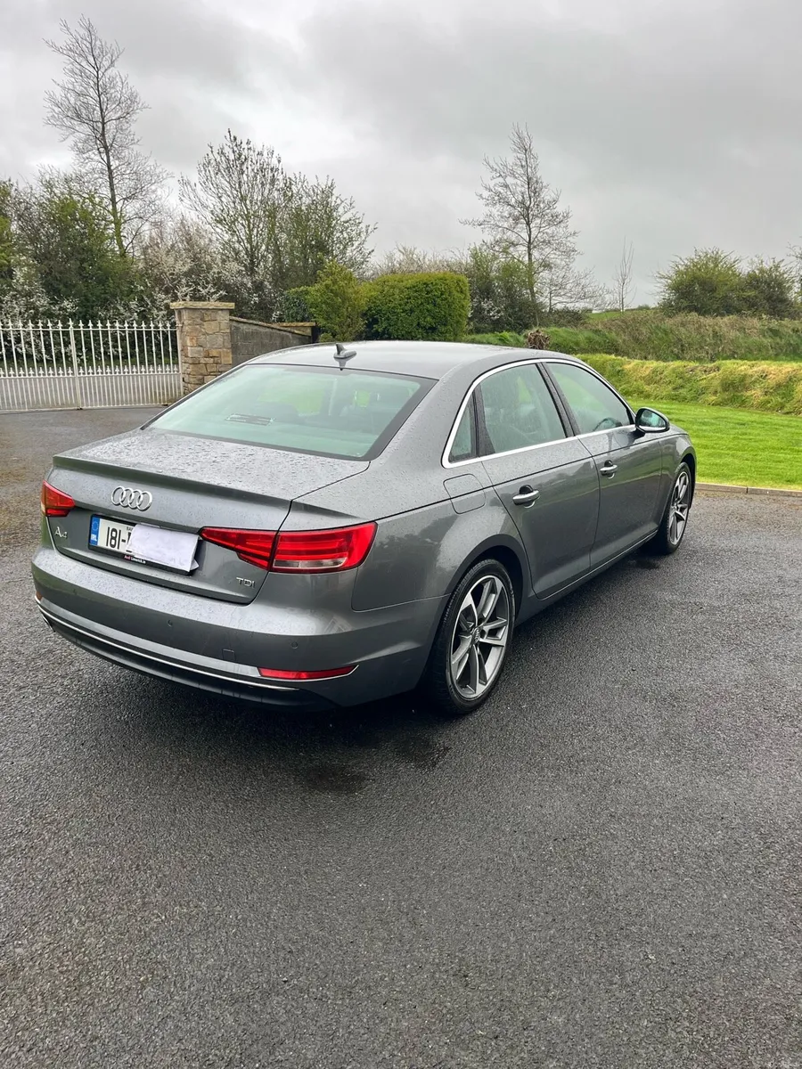 Audi A4 - Image 2