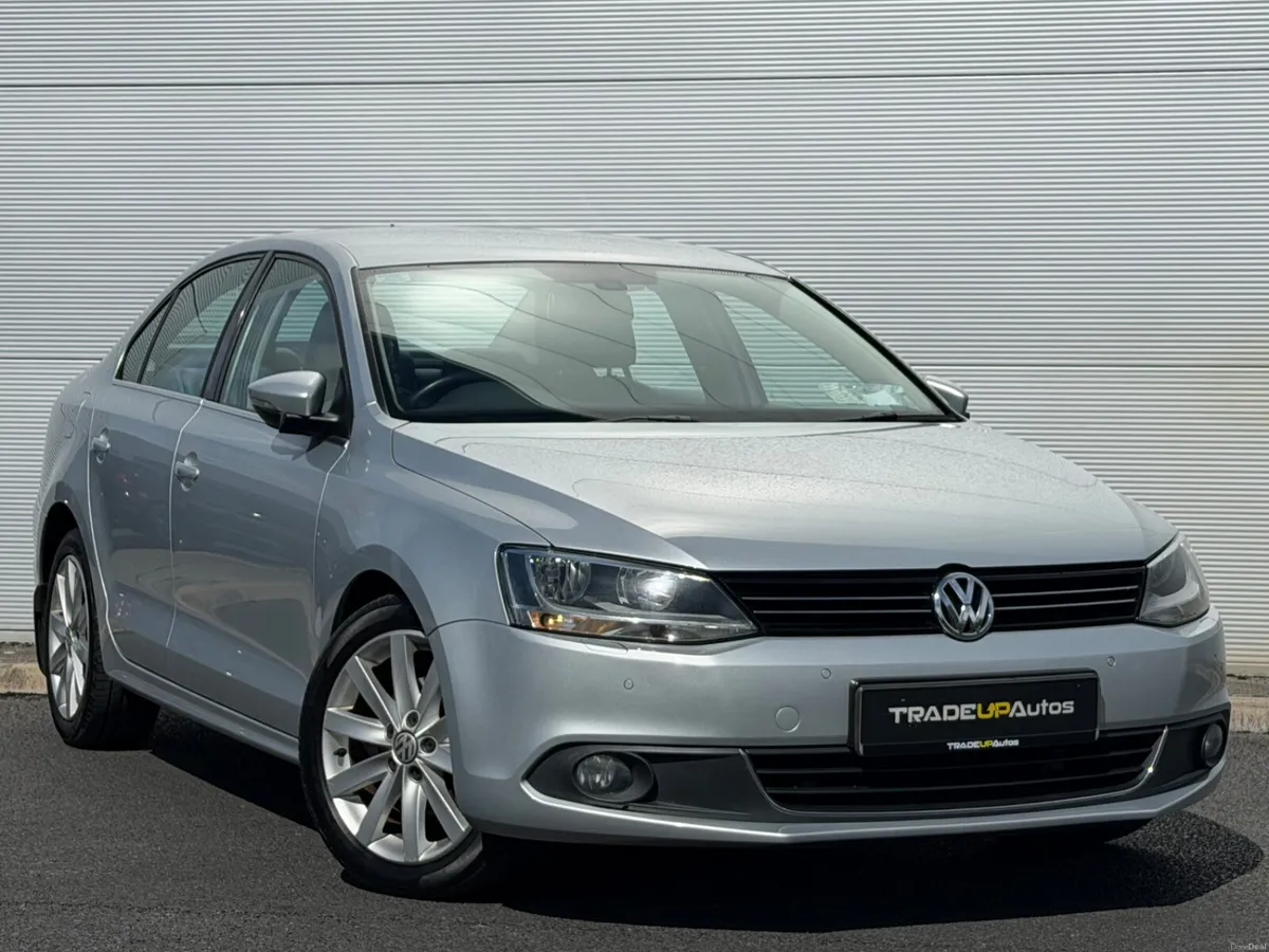 VW Jetta 1.6TDi Auto *LowKms - Image 1
