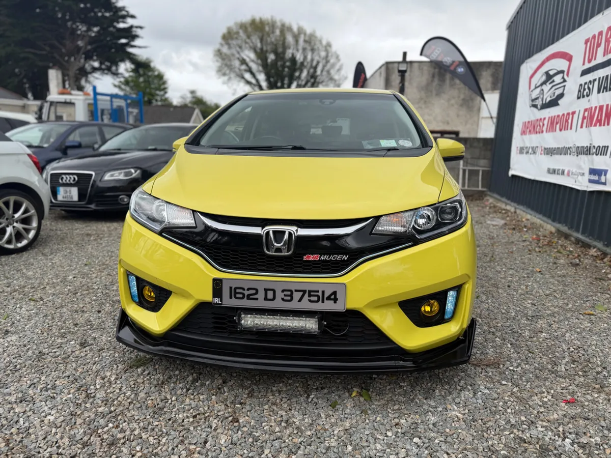 Honda Fit 2016 - Image 2