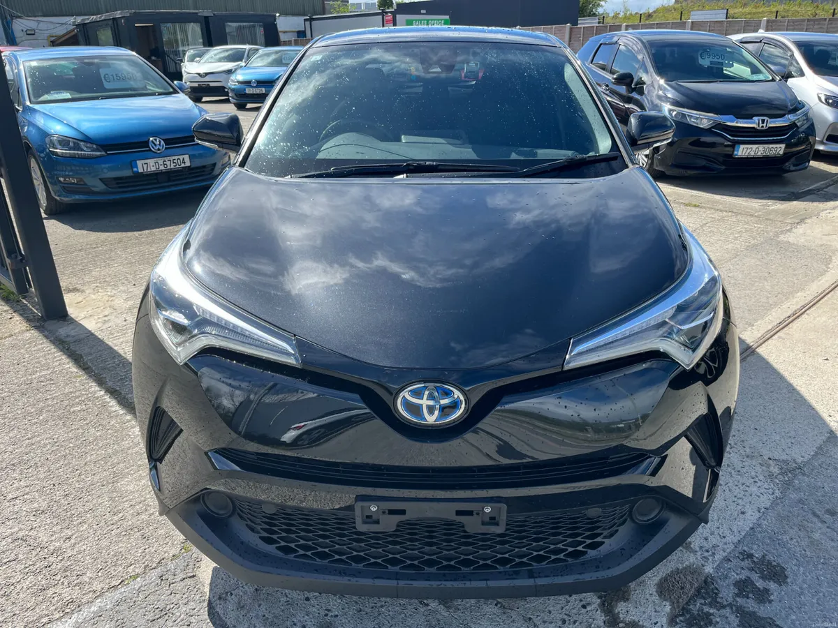 TOYOTA C-HR 2019, 1.8 HYBRID AUTO LOW KMS CARPLAY - Image 2