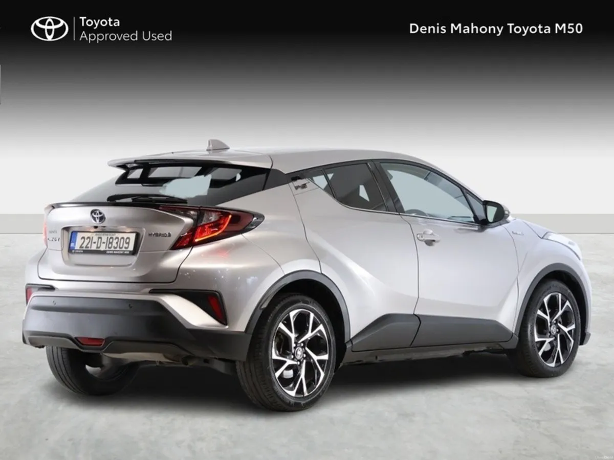 Toyota C-HR Sport Hybrid - Image 2