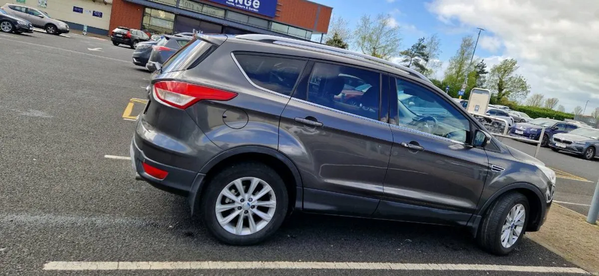 Ford Kuga - Image 1
