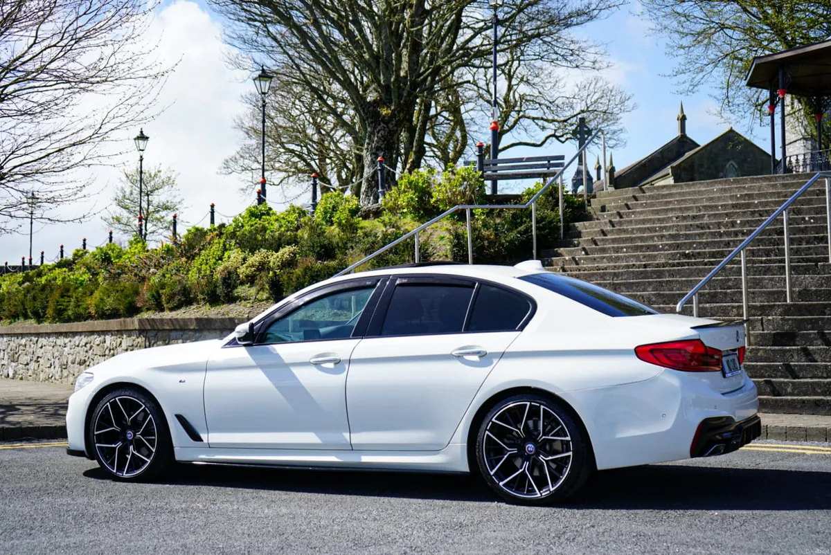 2018 BMW 523D 5 Series Auto M Sport - Image 3