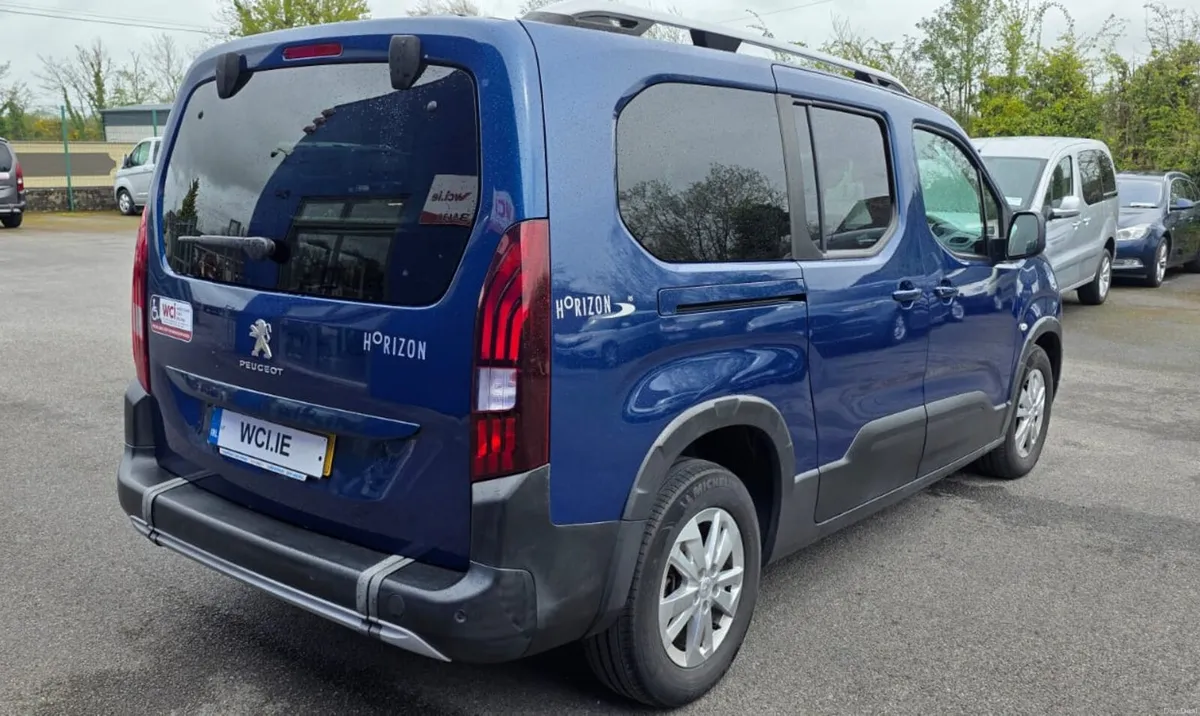 Wheelchair Accessible Peugeot Rifter 2020 - Image 5
