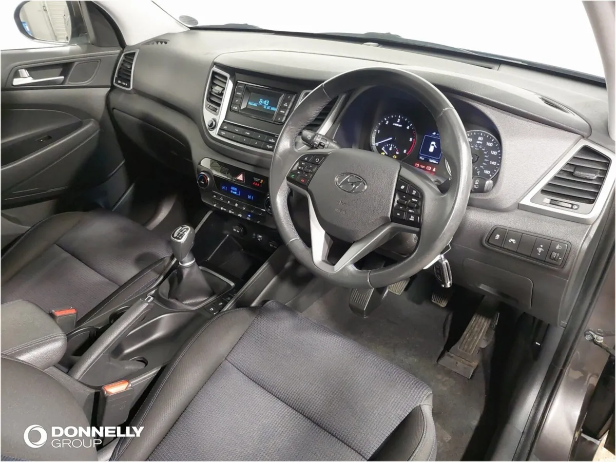Hyundai Tucson Estate SE Nav - Image 4
